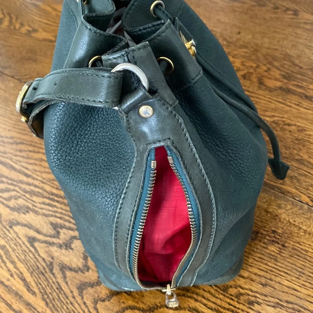 RARE~ Céline ~ Loden Tumbled Calfskin Bucket Bag with Scarlet Calfskin Interior - Picture 14 of 16